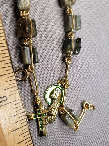 Vintage Rosenkranz Armband irisch Connemara Marmor Perlen christlich religiös A52
