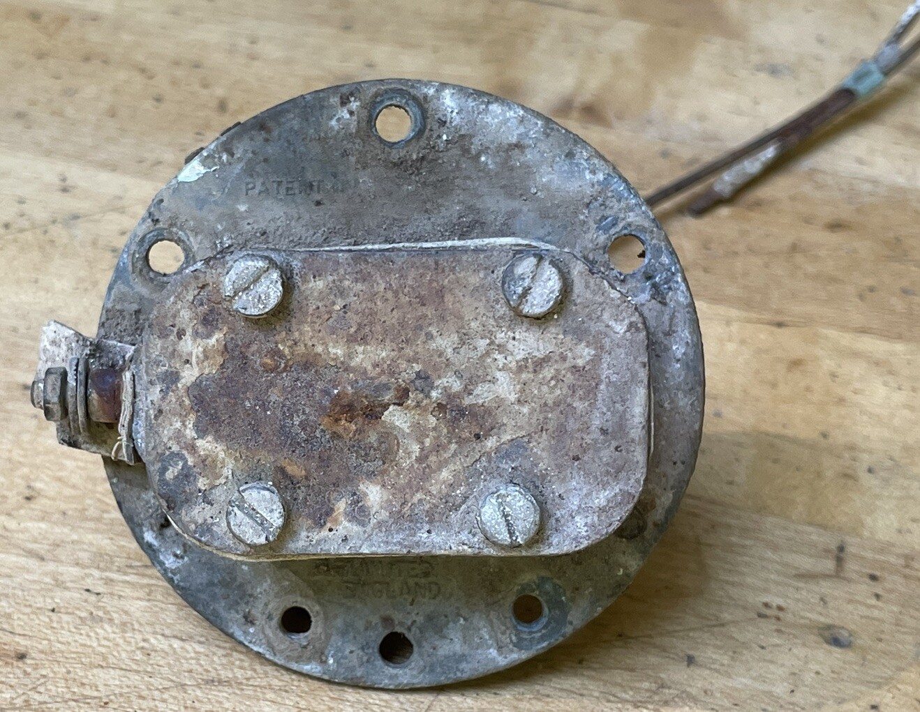 Picture 4 of 5