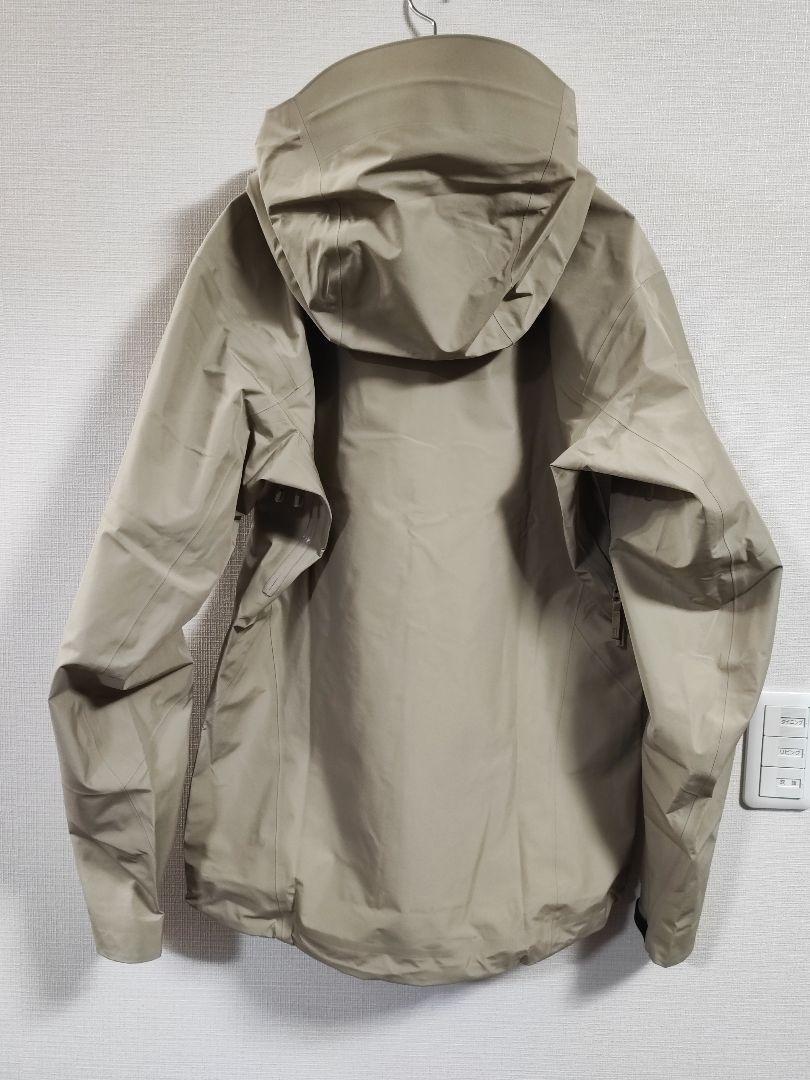 Arc'teryx Beta LT Jacket Smoke Bluff Beige Size XS Rare Arc'teryx Beta LT Jacket Smoke Bluff Beige Size XS Rare