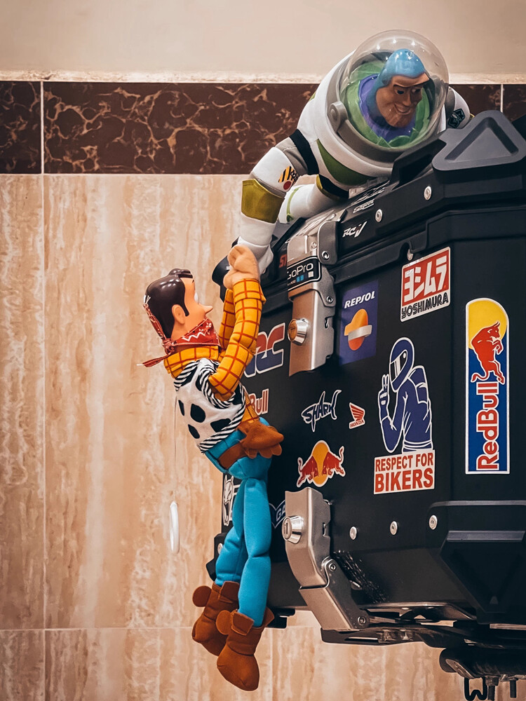 その他 woody the SHERIFF Woody The Sheriff Woody's Roundup Figure | ReplicaPropStore