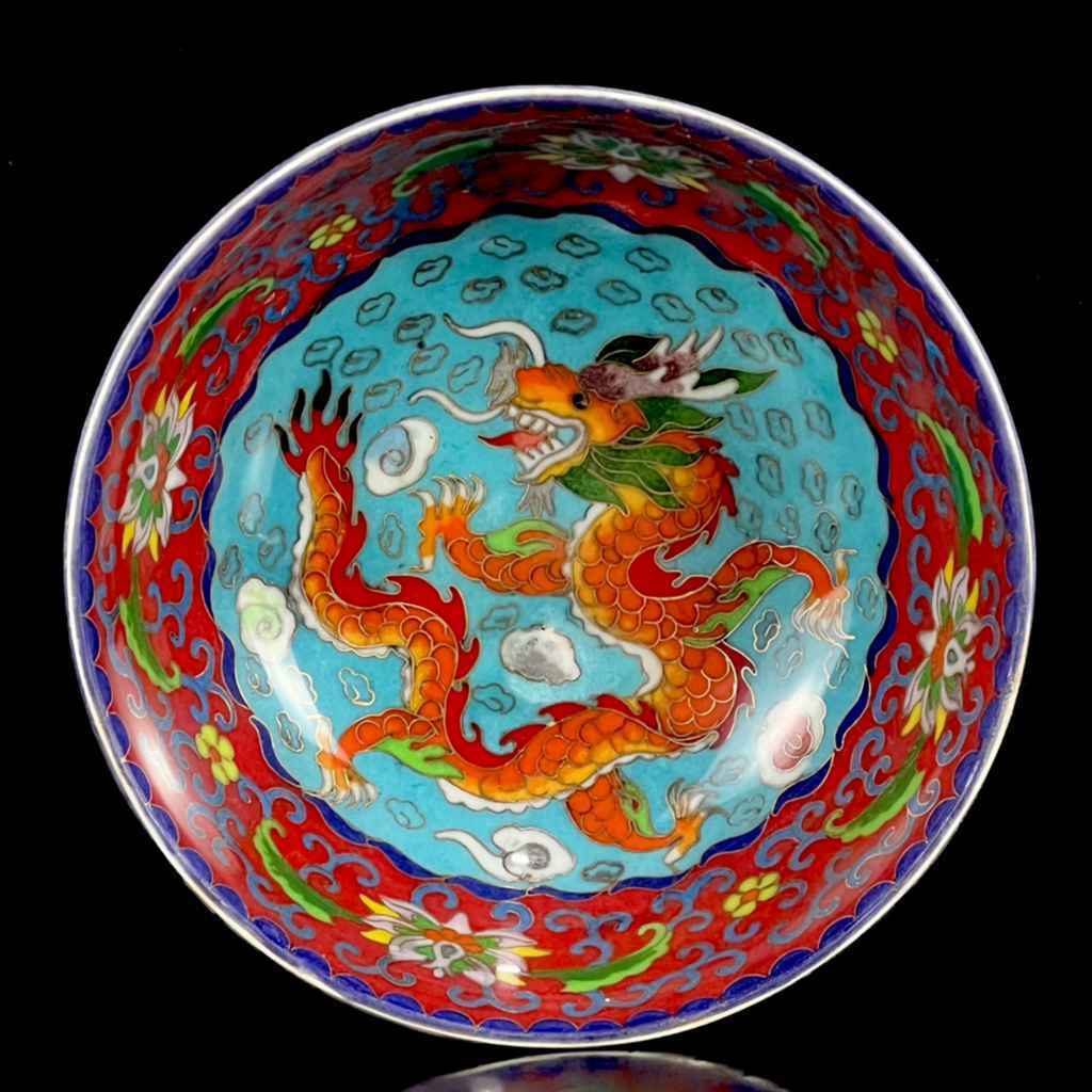 Chinese Enamel Porcelain Handmade Exquisite Dragon Pattern