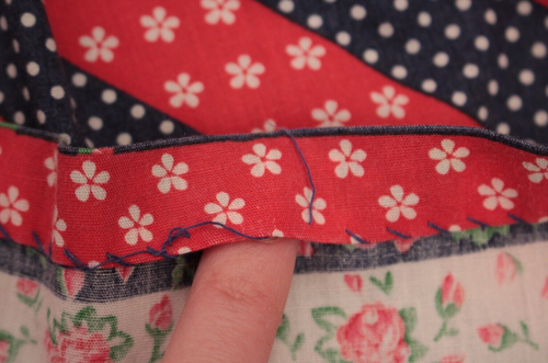 Vintage Damen 60er Marine & Rot Blumen Band Trim Rüschen Maxi Kleid Gr. XS/S 1960s - Bild 12 von 13