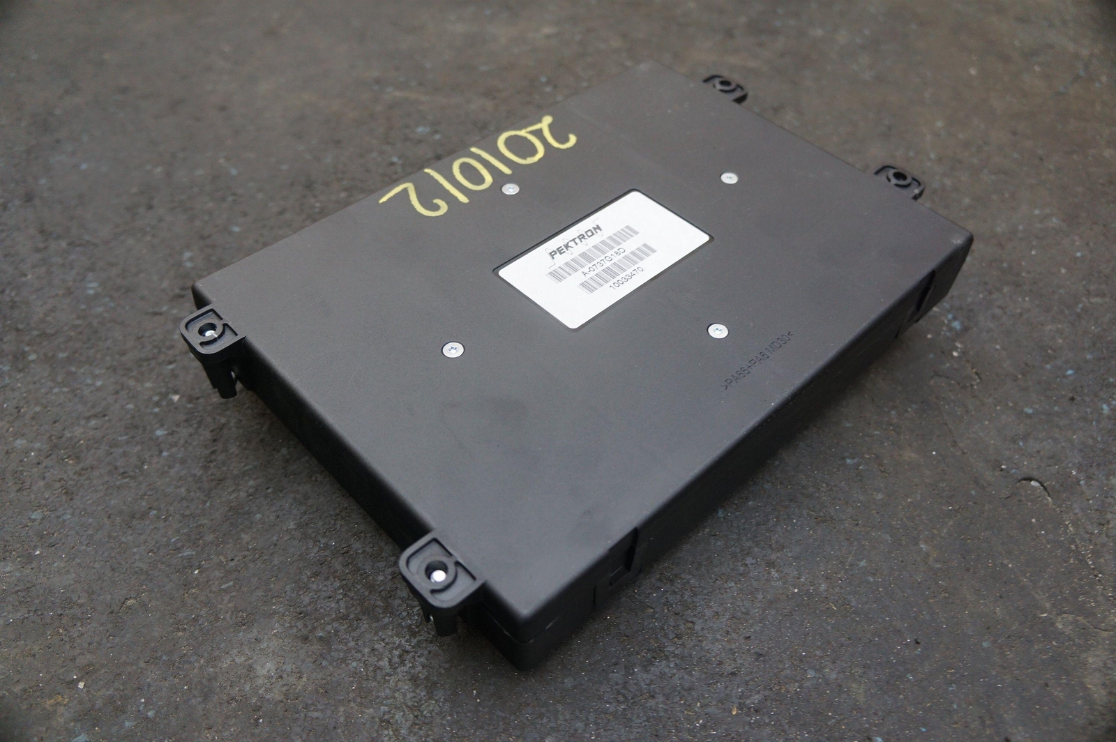 Body Control Module Ecu Ecm Bcm 13m1448cp.02 13m1448cp Oem Mclaren 540c 570s
