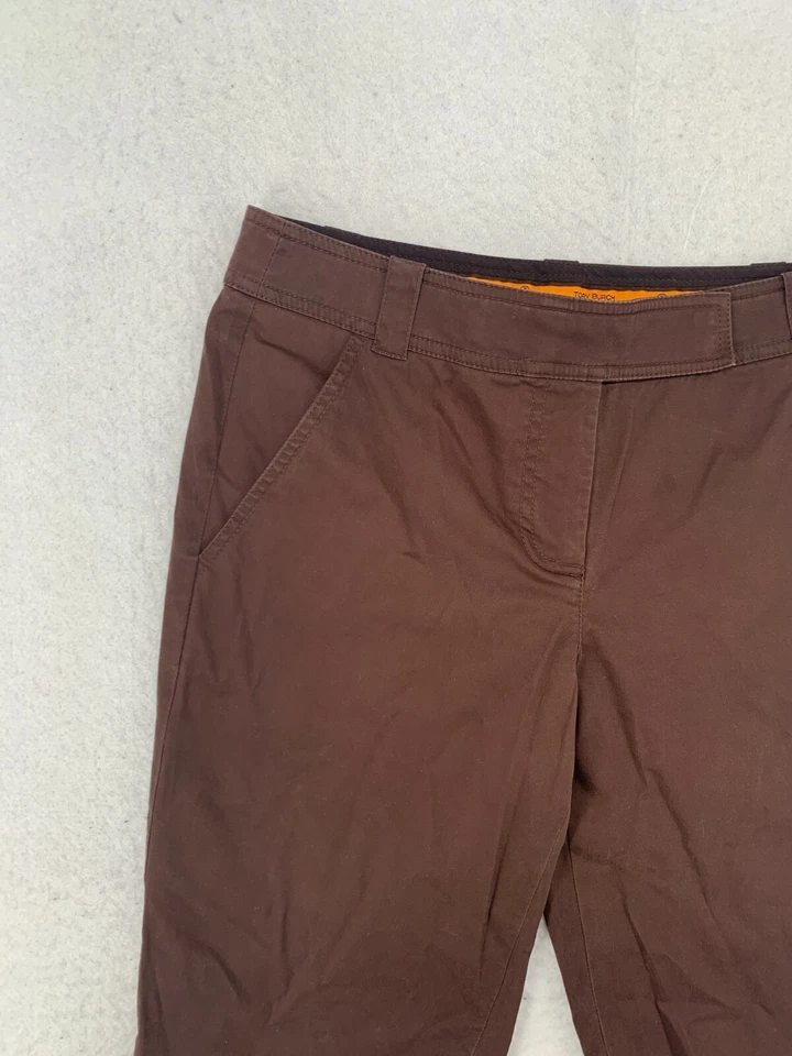 Bermuda Tory Burch feminina tamanho 4 marrom gancho elástico e bolsos para cortar os olhos - Imagem 3 de 4