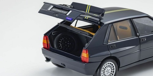 1/18 Kyosho Lancia Delta HF Integrale Evoluzione II Club Hi-Fi (Dark blue) New - Imagen 4 de 8