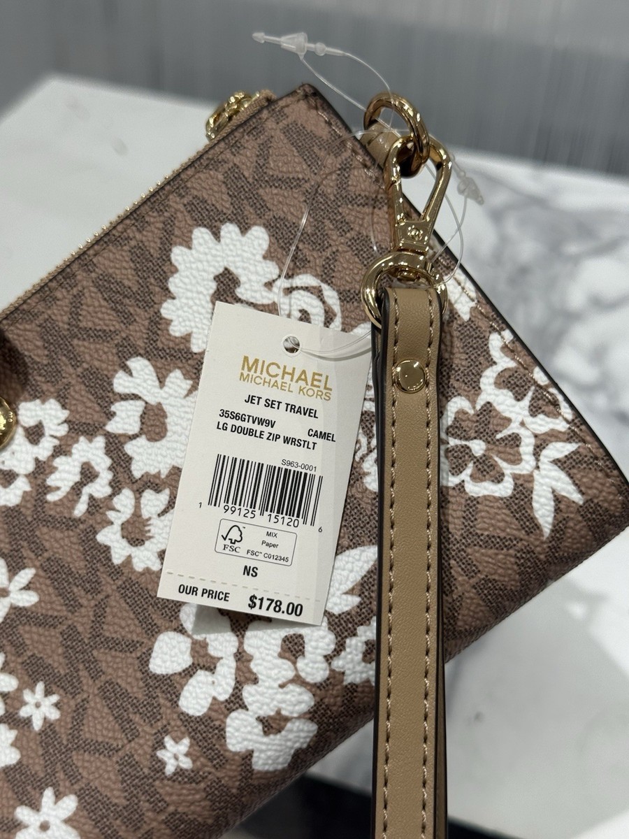 MICHAEL KORS Jet Set Travel Large Printed Signature Logo Wristlet