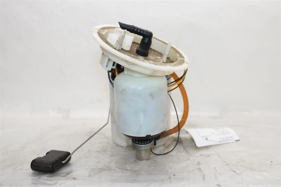 Used Fuel Pump fits: 2013 Audi S4 Pump Assembly tank mounted Grade A - Image 3 of 4