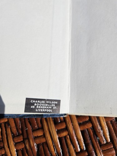 5 BOOKS ABOUT OLD AND ANTIQUE FURNITURE - Picture 11 of 24