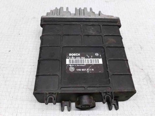 VW GOLF III 1H1 Motorsteuergerät ECU 0261200784 1H0907311H 1.80 Petrol 32622059
