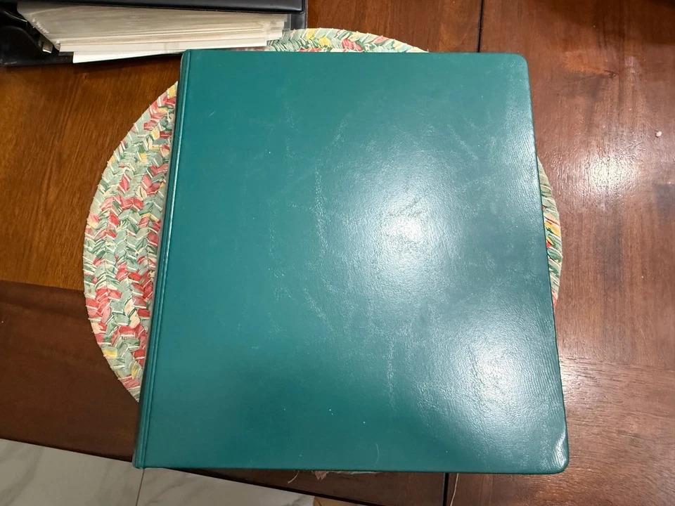 POLAND AND BALTIC STATES IN SCOTT'S SPECIALTY ALBUM ALL PICTURED - Image 3 of 4