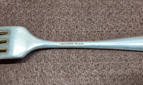 12 - ONEIDA COMMUNITY Bird of Paradise SILVERPLATE - Fork - used - Picture 7 of 9