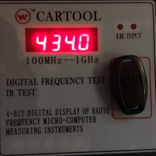 PYTHON REMOTE FCC ID EZSDEI471H RPN 7111P 1 WAY KEY FOB FREE PROGRAMMING - Picture 3 of 3