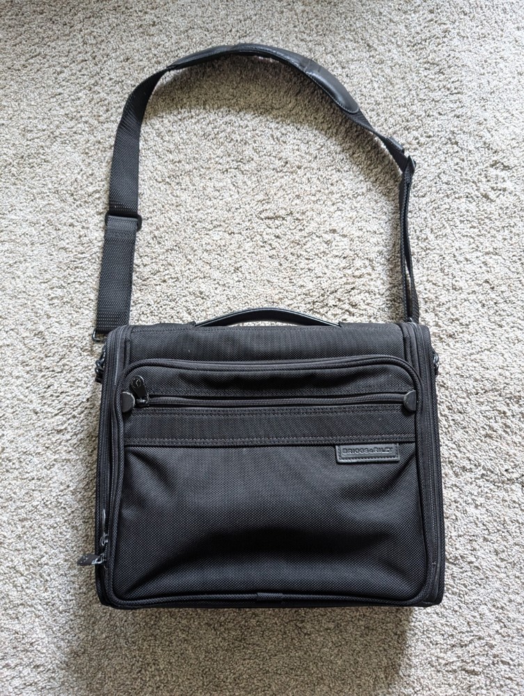 Briggs & Riley messenger bag travel laptop black school crossbody briefcase