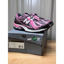 New Balance 1906R Pink / Black U1906RMD Women’s Size 9.5 New! 