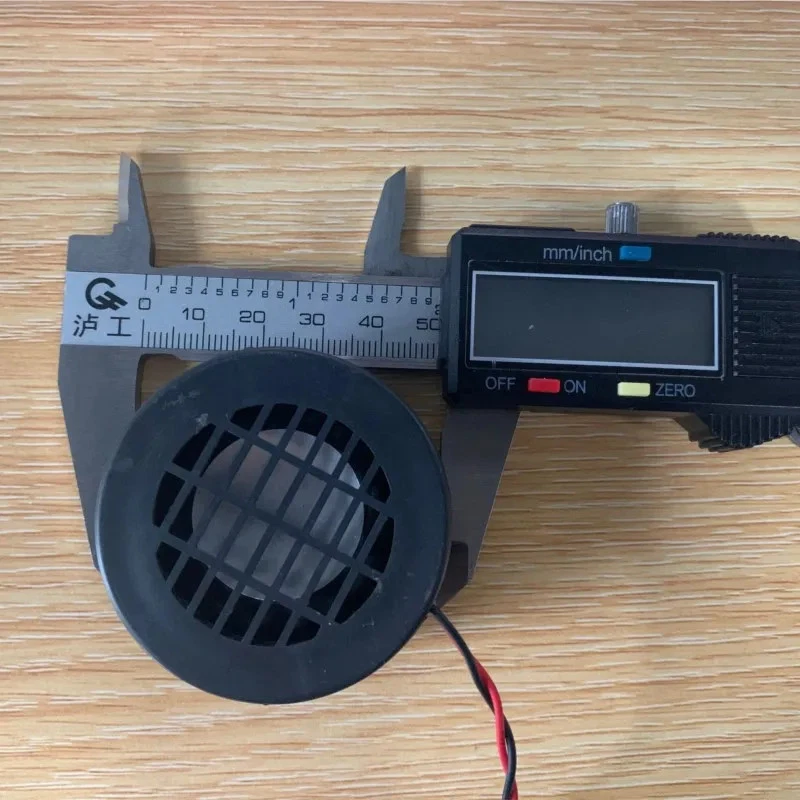 Altavoz de plástico modelo tanque RC 1/16 coche blindado juguetes duraderos repuestos TH00600 Foto 2 de 3