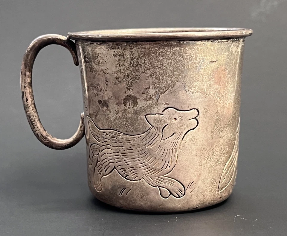 Taza bebé Sanborns México Sterling 3,75 oz, animales bebés grabados, c.1940s Foto 3 de 4
