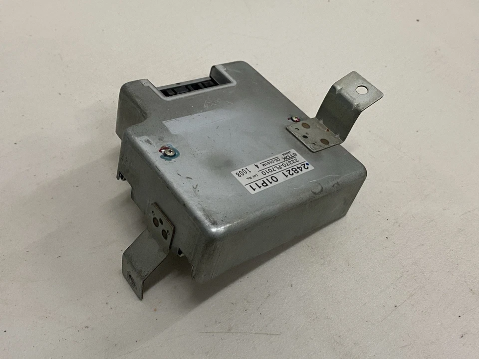 Módulo de fuente de alimentación de tablero digital Nissan 300ZX 1984-1986 PROBADO 24821-01P11 Foto 4 de 4