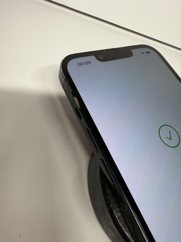 iPhone 14 - 128GB - Noir - Débloqué - Photo 12 sur 12