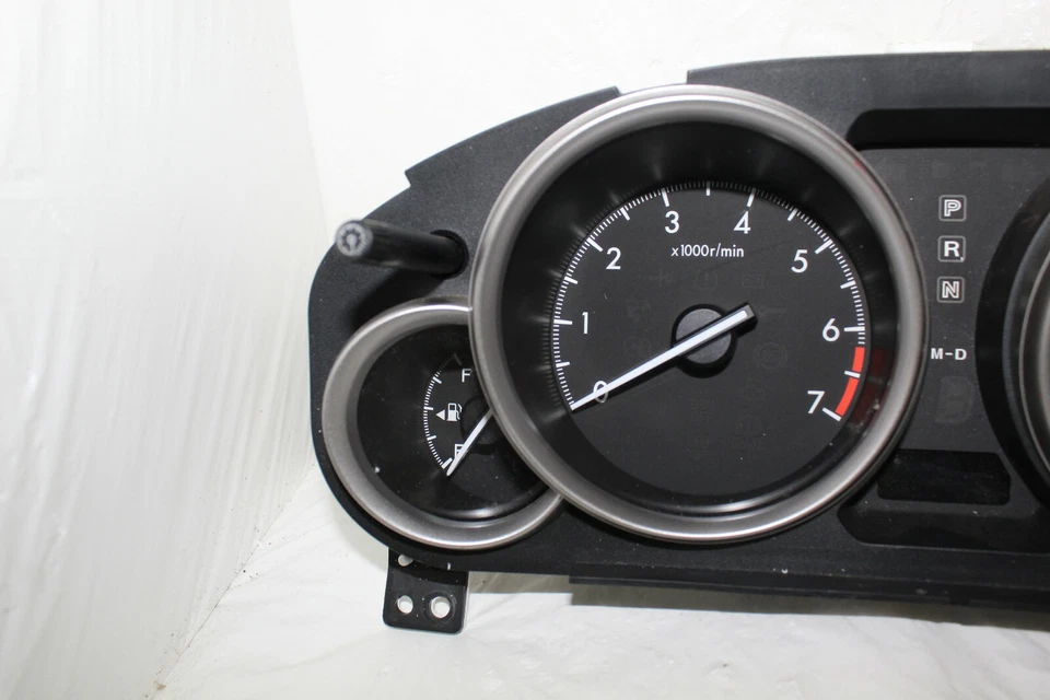 Cuadro de instrumentos velocímetro panel de instrumentos Mazda 2011-2013 6 indicadores 79.978 millas Foto 3 de 4