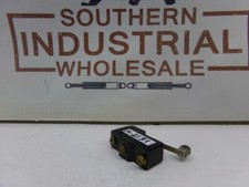 Honeywell BZ-2RW82-A2 125/250/480VAC 15A Micro Switch Lot of 2