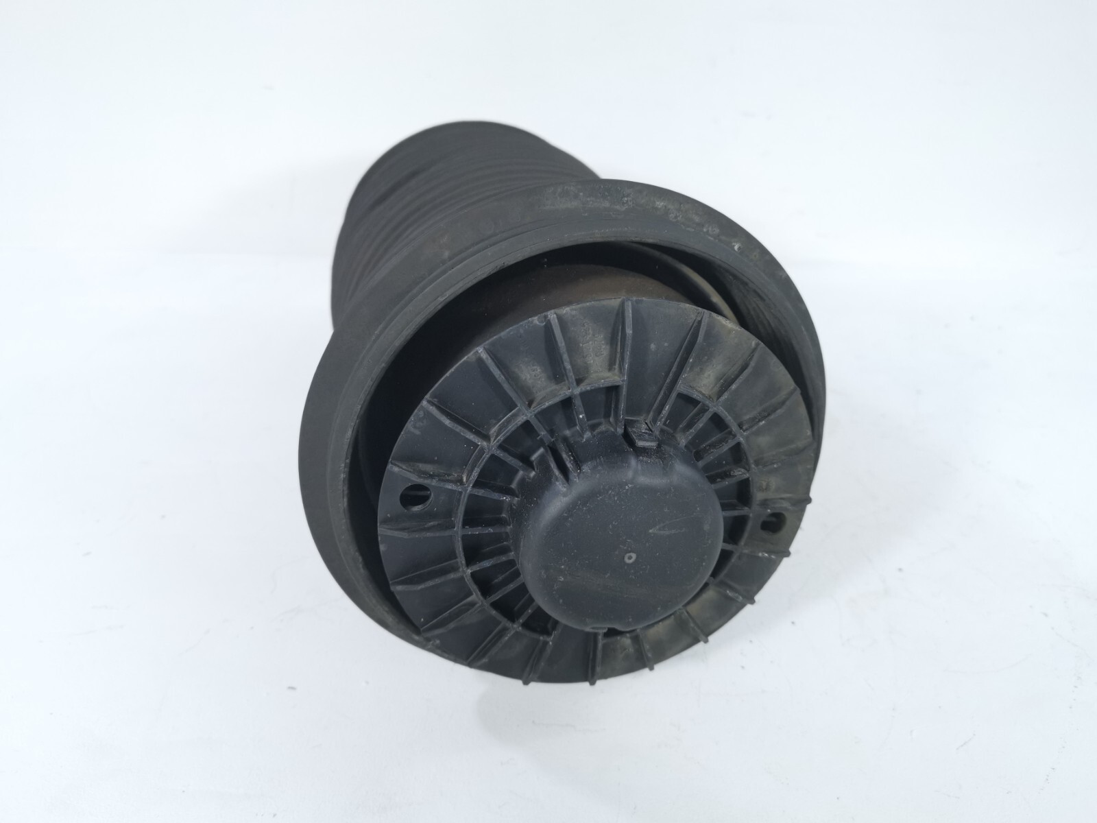 17-20 MASERATI Levante REAR RIGHT AIR SUSPENSION SPRING BAG
