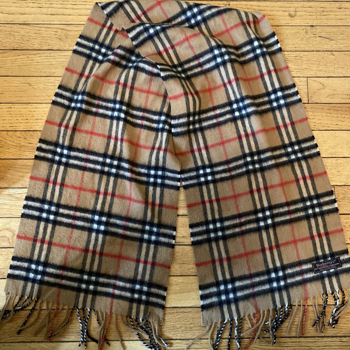 Burberrys Vintage 60% Cashmere / 40% Lambswool Scarf Nova | eBay Burberrys Vintage 60% Cashmere / 40% Lambswool Scarf Nova | eBay