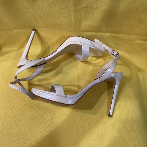 Nine West cremefarbene hochhackige Riemchenschuhe mit Knöchelriemen Größe 8,5 - Bild 4 von 12