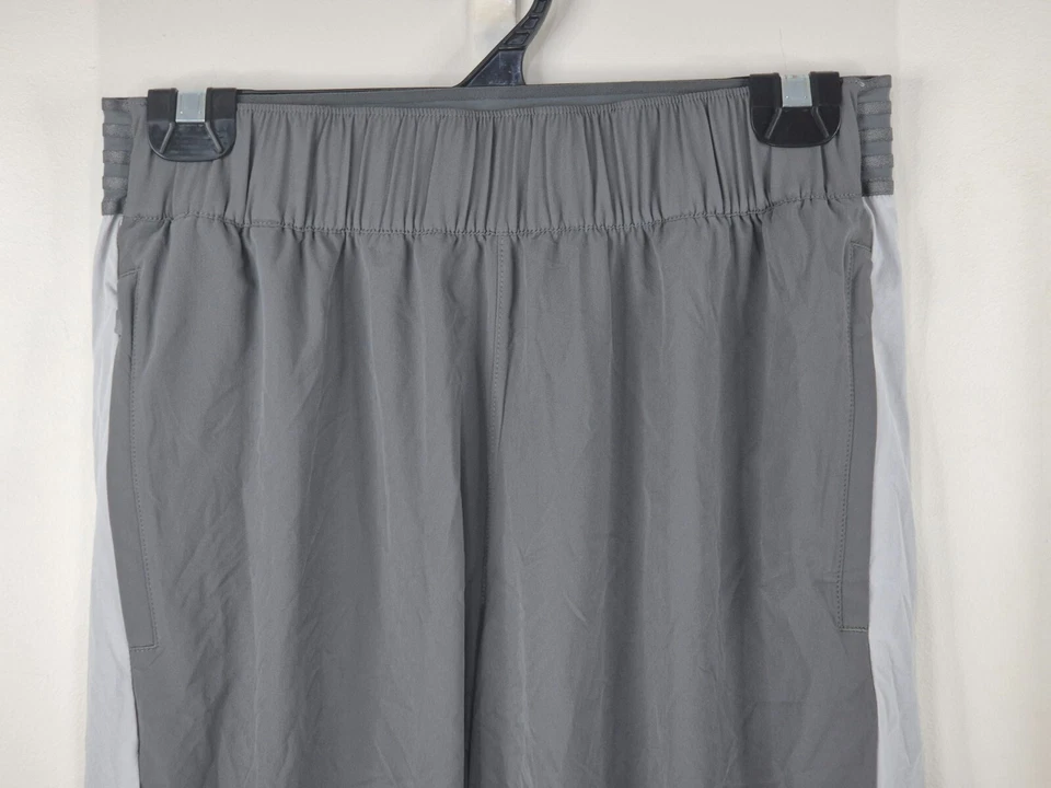 Pantalones de senderismo ligeros para mujer Nike Dri-Fit talla pequeña todos los días para acampar pista Foto 3 de 4