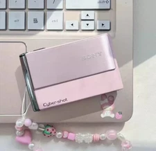 Sony Cyber Shot DSC-T70 8.1MP 3x Optical Zoom Digital Camera - 90% New Condition