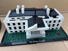 LEGO ARCHITECTURE: The White House (21006)