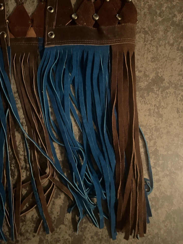 Vintage leather fringe vest, with diamond-patterned and studded back 1960s - Image 3 of 4