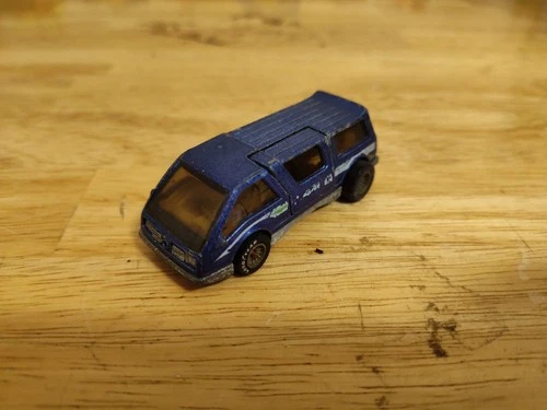 Hot Wheels Dream Van XGW 1984 Real Riders #5909 Blue Rubber Tires Vintage Retro