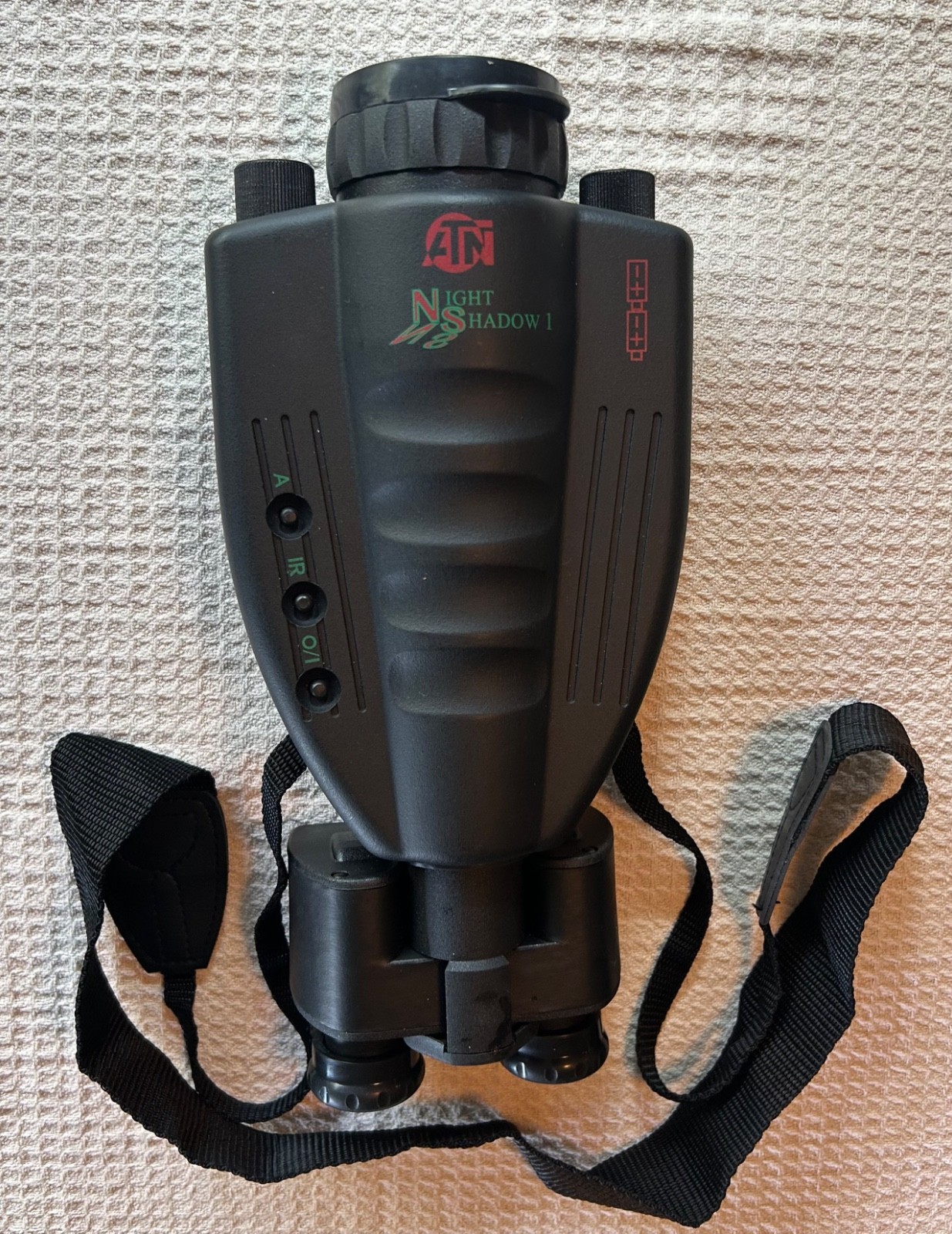 Binoculars (gen 1) &ndash; W/ Manual & Case