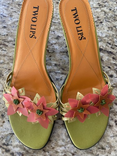 Two Lips Size 8.5m Sage Sandals Made In Brazil - Vintage
