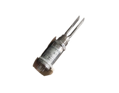 NEW ENDRESS HAUSER FTL260-1010 LIQUIPHANT T LEVEL LIMIT SWITCH