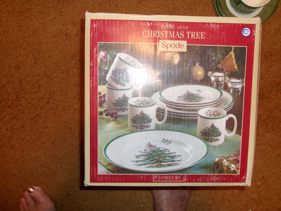 LOT OF 4 Spode Christmas Tree PLACE SETTINGS MIB EBay lot-of-4-spode-christmas-tree-place-settings-mib-ebay