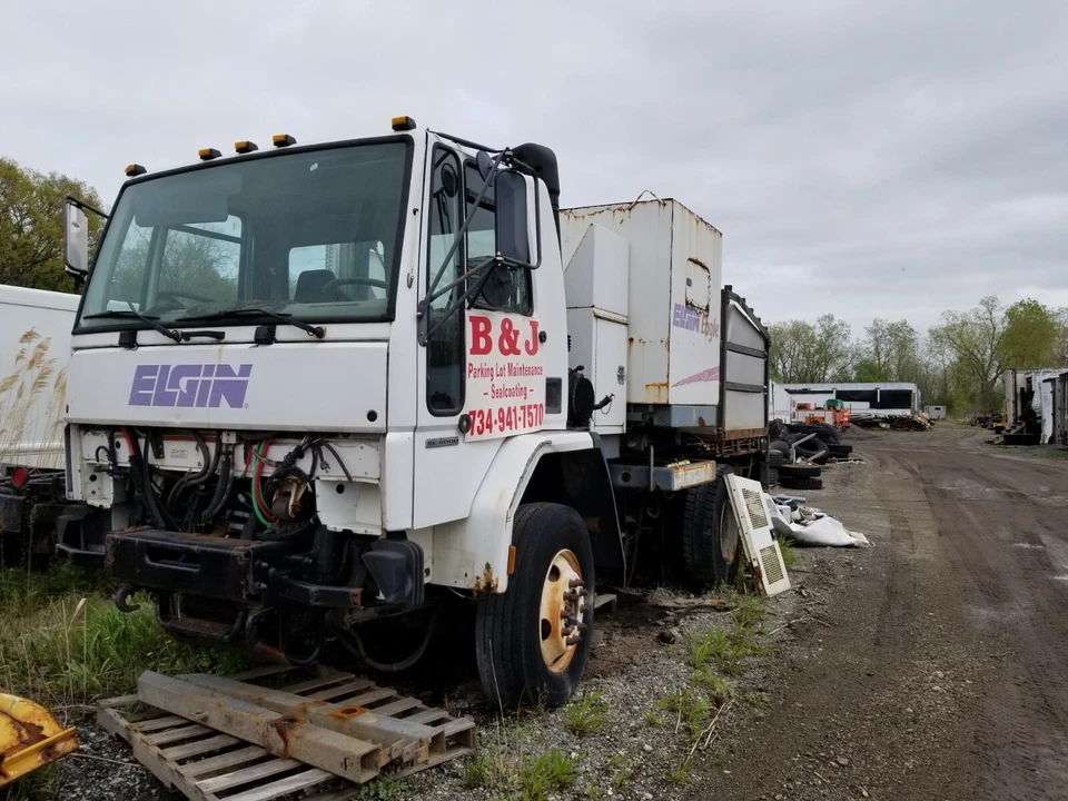 ELGIN EAGLE STREET SWEEPER 1997-2001 PUERTAS Foto 2 de 4