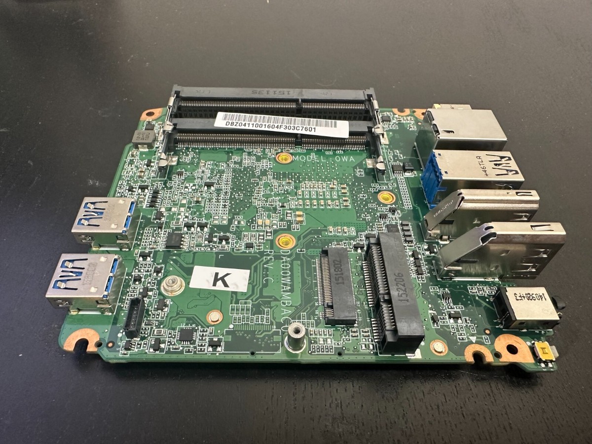 DB.Z0411.001 Acer Chromebox CXI-4GKM Desktop Celeron 2957U 1.4 GHz