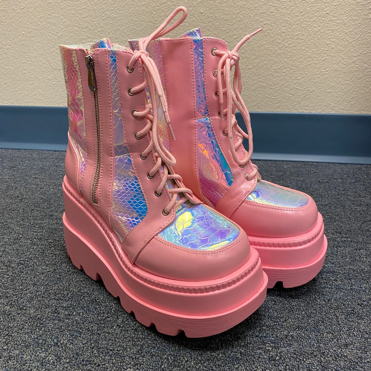 PRE LOVED Cape Robbin Radio Platform Boots Pink SH068