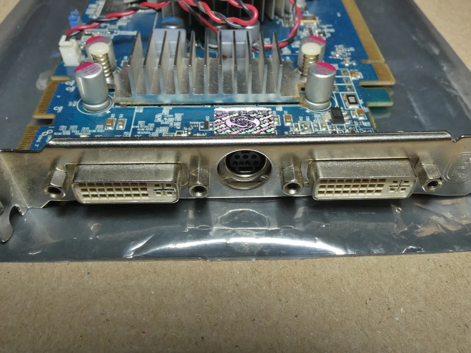 MSI ATI Radeon HD 4850 512mb x2 DVI  s-video DDR3 PCI-E GPU Graphics Card - Image 3 of 4