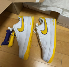 Size 9 - Kobe Bryant x Nike Air Force 1 Retro...