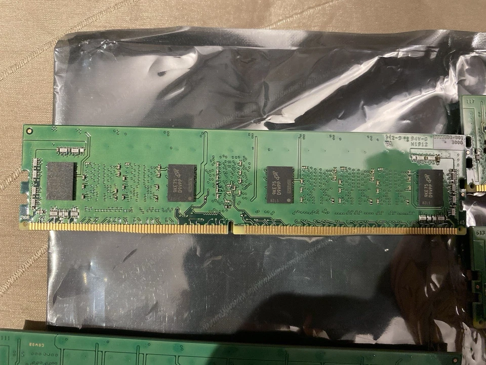 Kingston KSM24RS8/8MEI 8GB 1Rx8 PC4-2400T-RD0-11 SERVER Memory ECC RAM - TESTED - Image 4 of 4