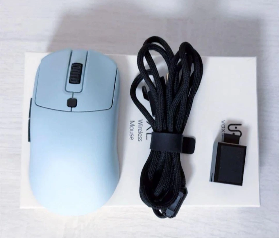 VAXEE XE Wireless Gaming Mouse Blue Used/Tested - Image 2 of 3