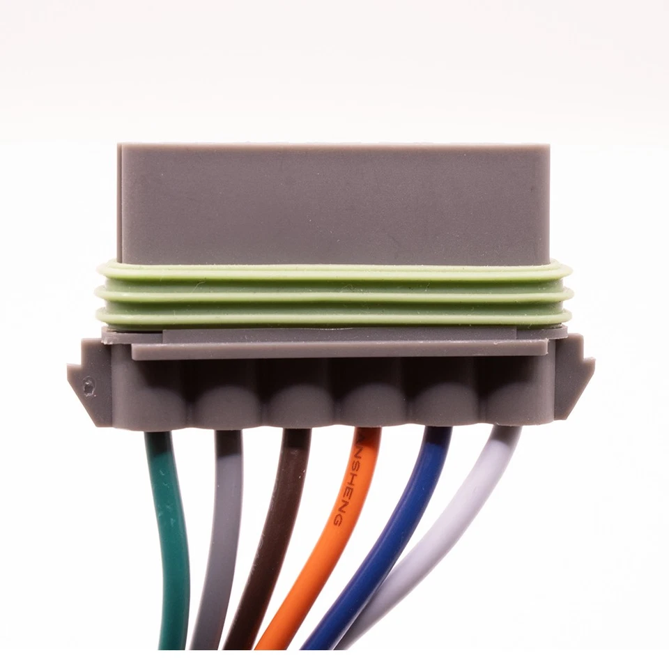 Conector resistencia motor soplador climatización Chevrolet Express 2500. 1996-2023. 12135104 Foto 4 de 4