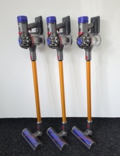 Dyson V8 Animal Cordless Vacuum Cleaner | Charger / Tool & Filters