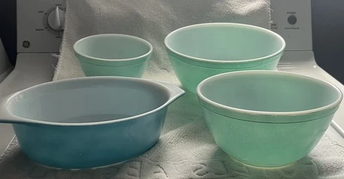 1958 Vintage Pyrex Robin Egg Blue Turquoise Nesting Mixing Bowl 401 402 403 +043