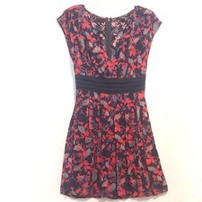 Forever21 Short Sleeve, Pleated A-Line, V Neck, Red/Black Dress. Size Large