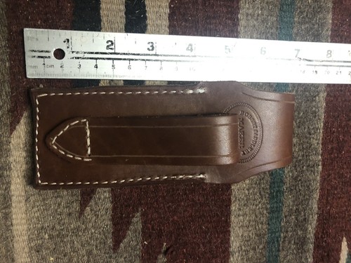Fodero per coltelli in pelle adatto a Buck 110 con patta / passanti per cintura - senza coltello made in USA - Foto 3 di 6