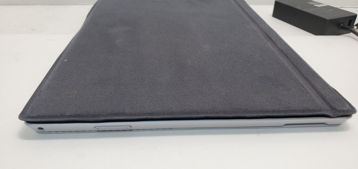Microsoft Surface Pro 3 Model 1631 12inch Intel i5-4300U 4GB