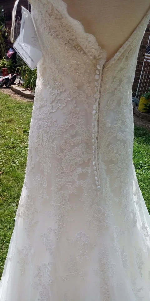 Wendy s Wedding Dress 697 1960 - Image 3 of 4